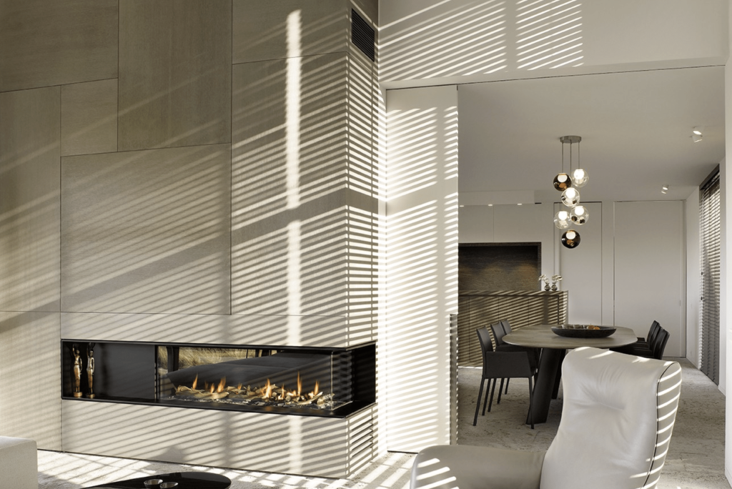 Avenue, lareira a gás fechada da Metalfire com design moderno.