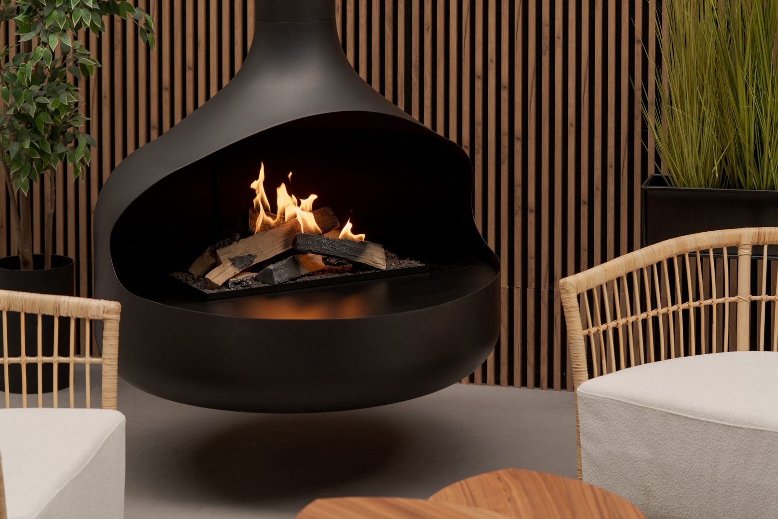 ONI FLOGS suspended fireplace in a lounge