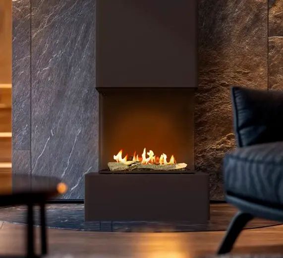 Vertical decorative logs